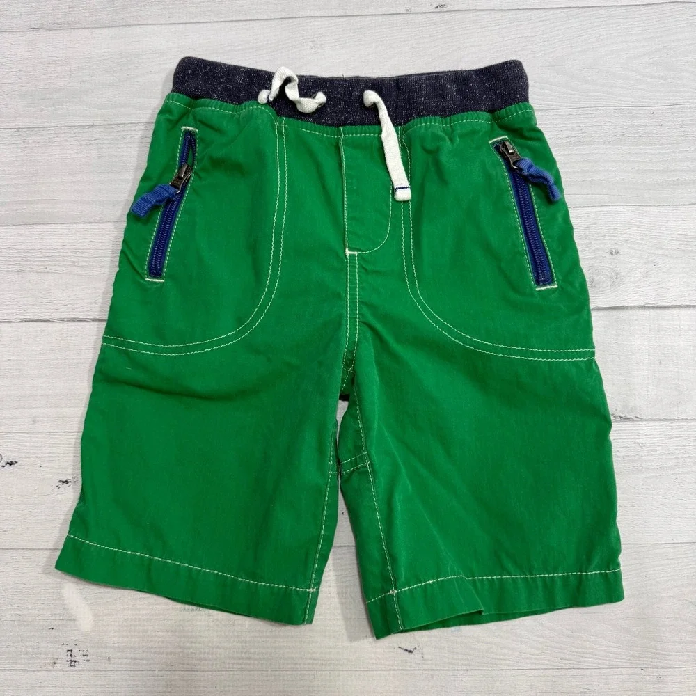 Mini Boden boys cotton twill shorts elastic waist zipper pockets green size 6